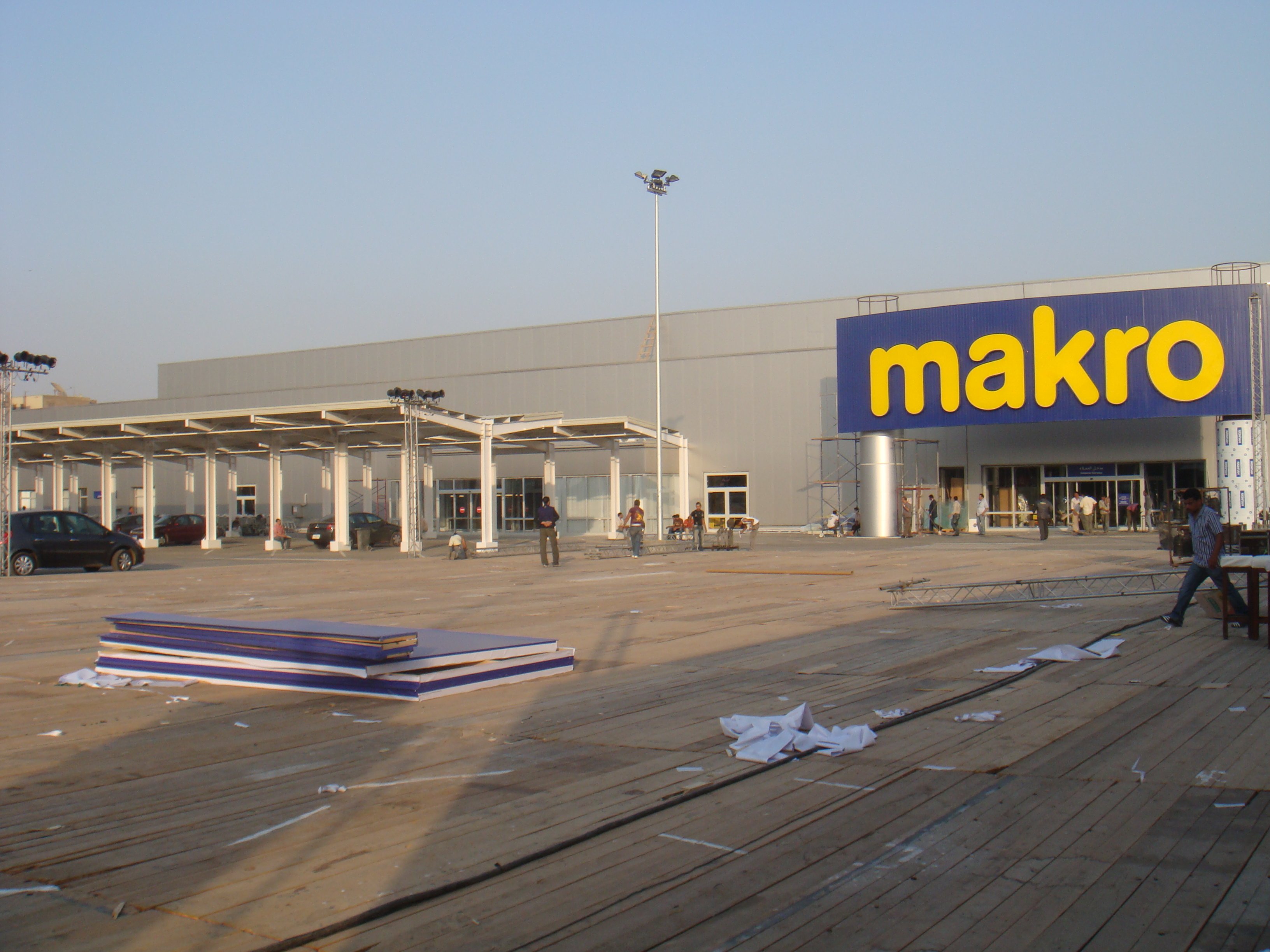 Makro Carry & Cash 